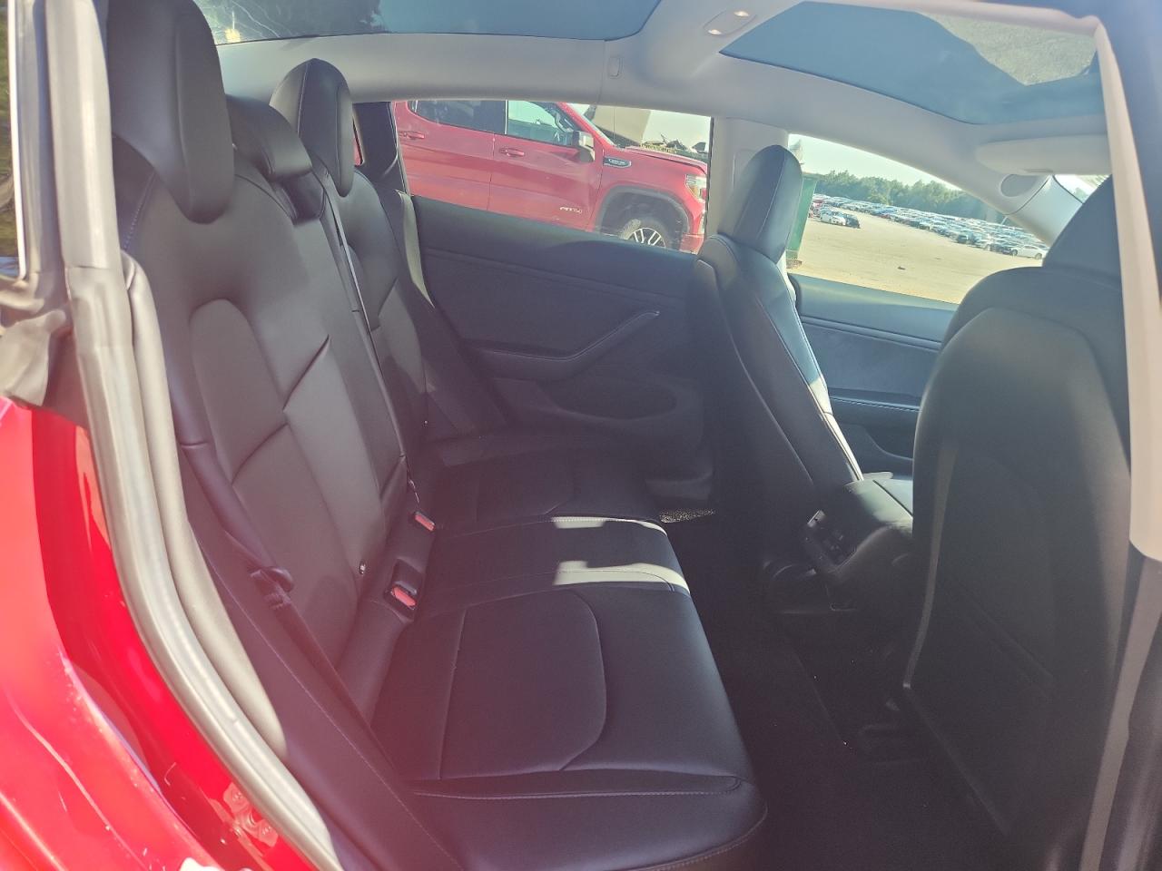 2018 Tesla Model 3 VIN: 5YJ3E1EAXJF008941 Lot: 67779425