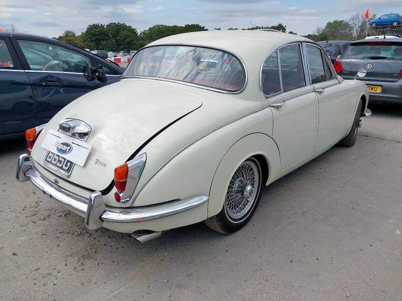 1969 DAIMLER  