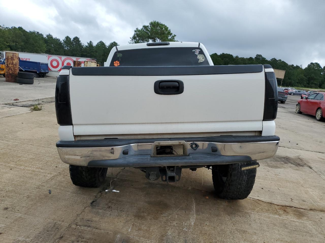 2005 GMC New Sierra K1500 VIN: 2GTEK13T651215065 Lot: 69882025