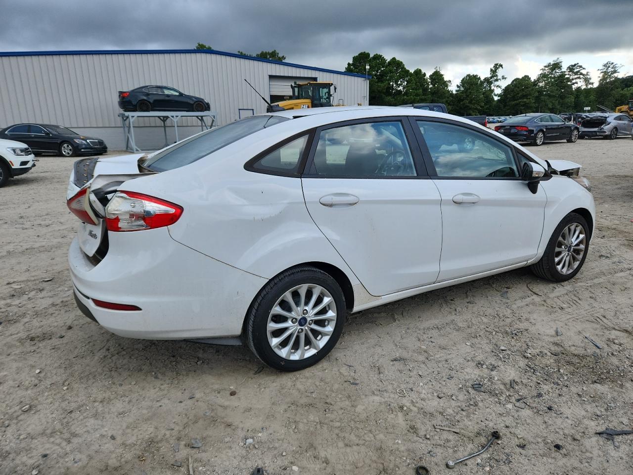 2014 Ford Fiesta Se white null gas 3FADP4BJ2EM159638 photo #4
