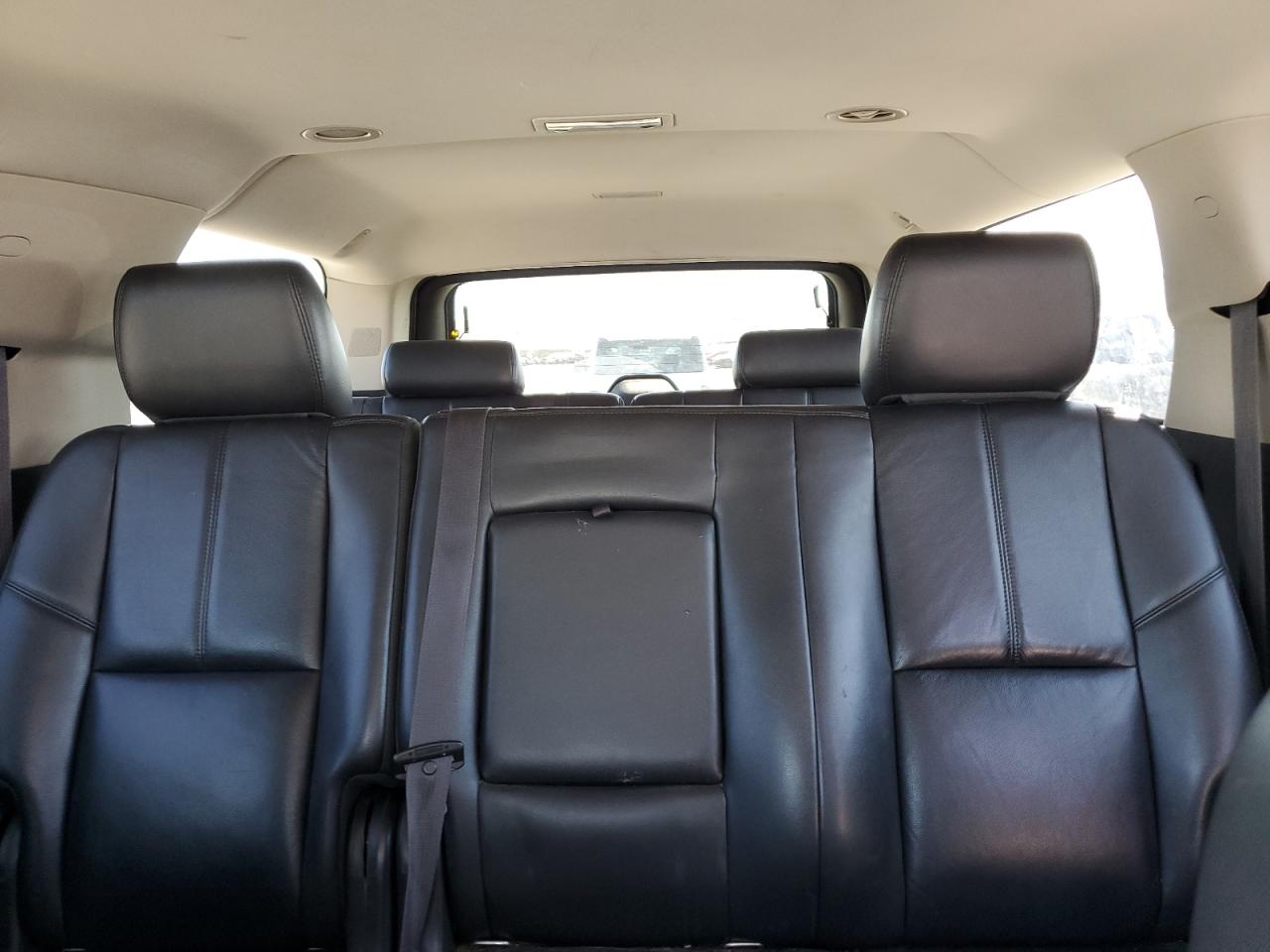 2013 Chevrolet Suburban K1500 Lt VIN: 1GNSKJE72DR356943 Lot: 69468635