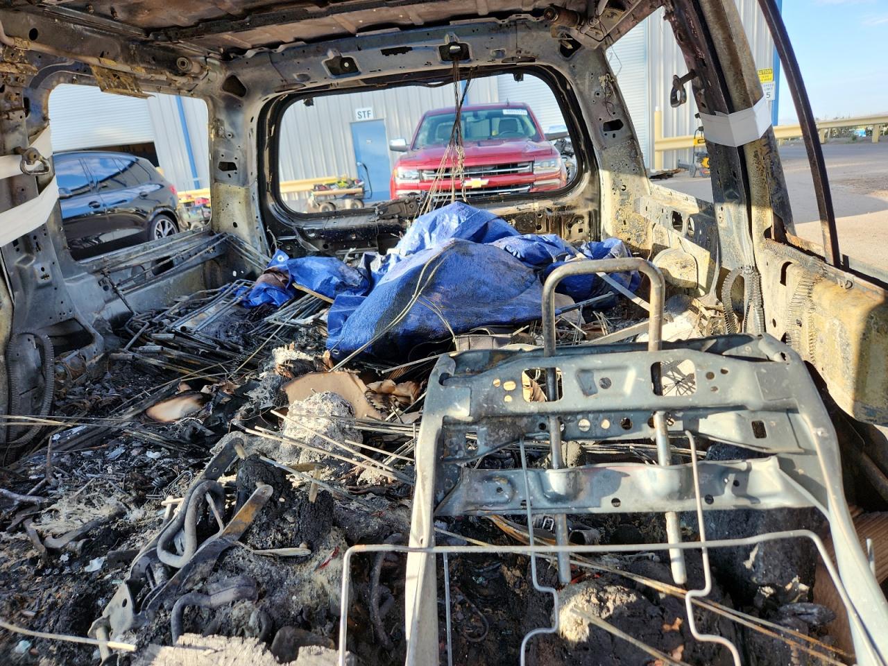 2011 Ford Expedition Xl VIN: 1FMJU1G51BEF13811 Lot: 69469985