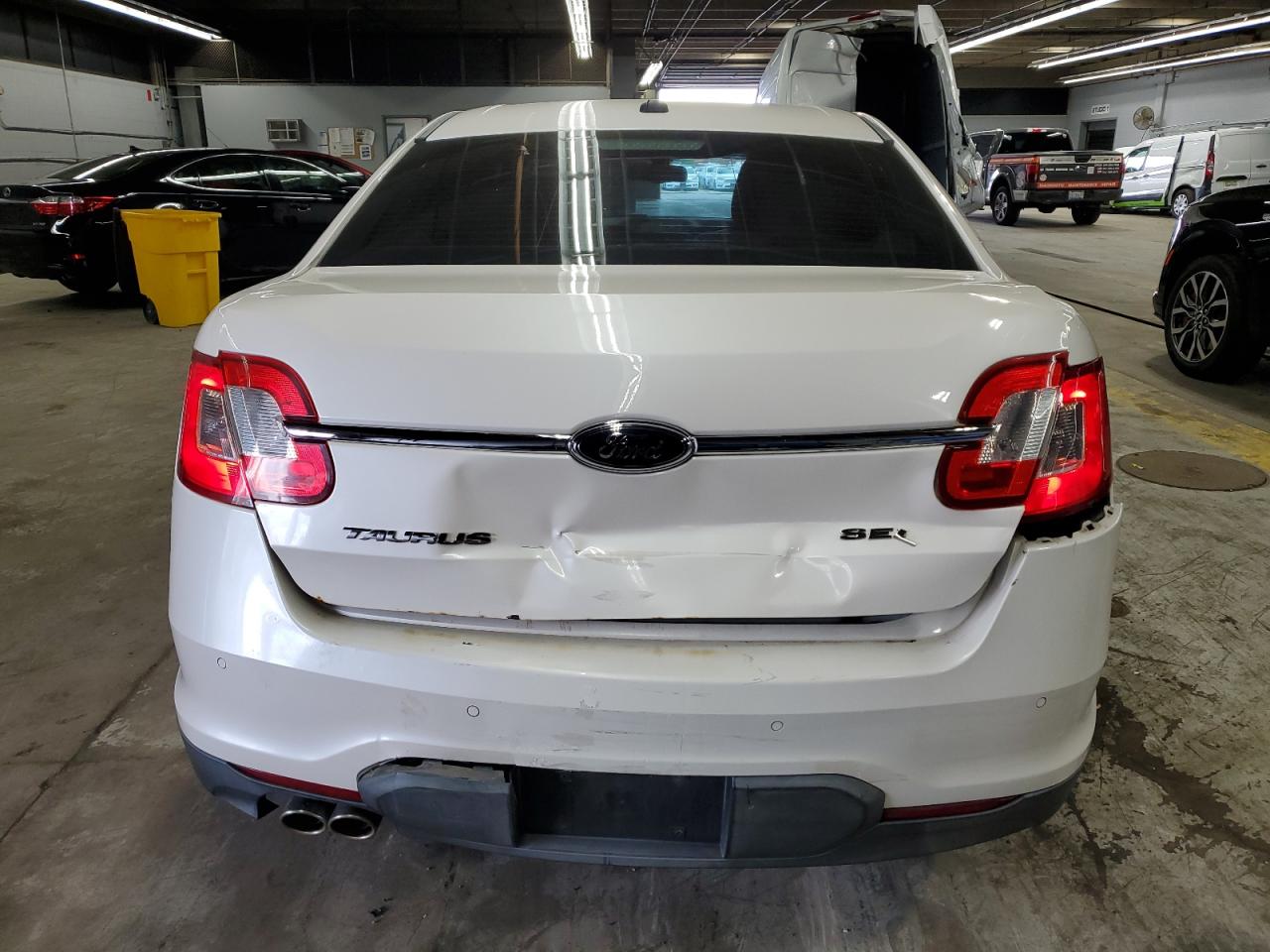 2011 Ford Taurus Sel VIN: 1FAHP2EW0BG189062 Lot: 70198525