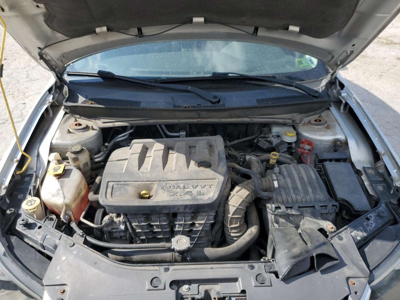 2010 Chrysler Sebring Limited VIN: 1C3CC5FBXAN118219 Lot: 69849665