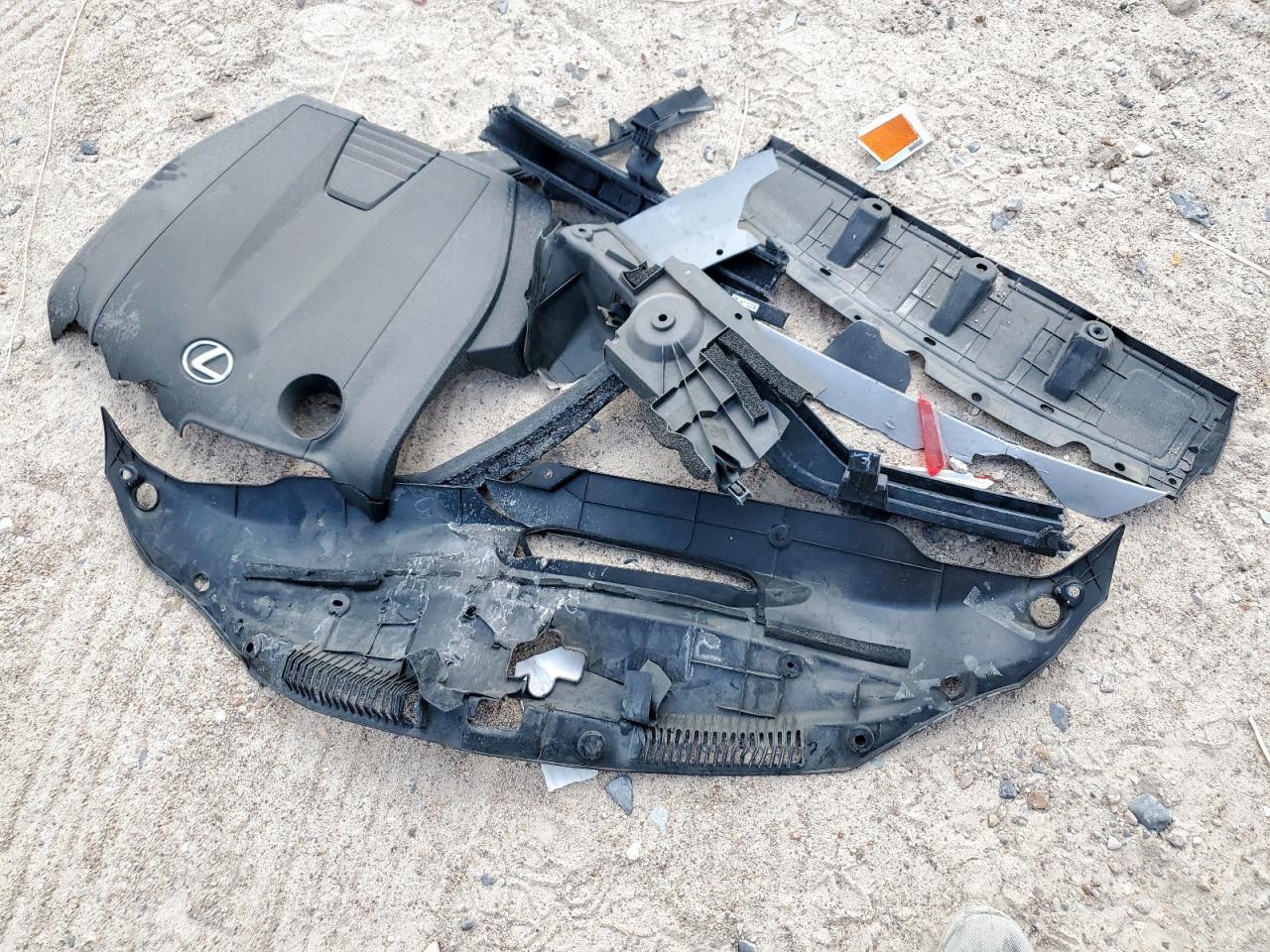 2015 Lexus Is 250 VIN: JTHBF1D20F5068446 Lot: 68170405