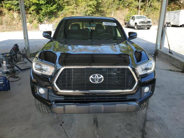  TOYOTA TACOMA 2017 Черный
