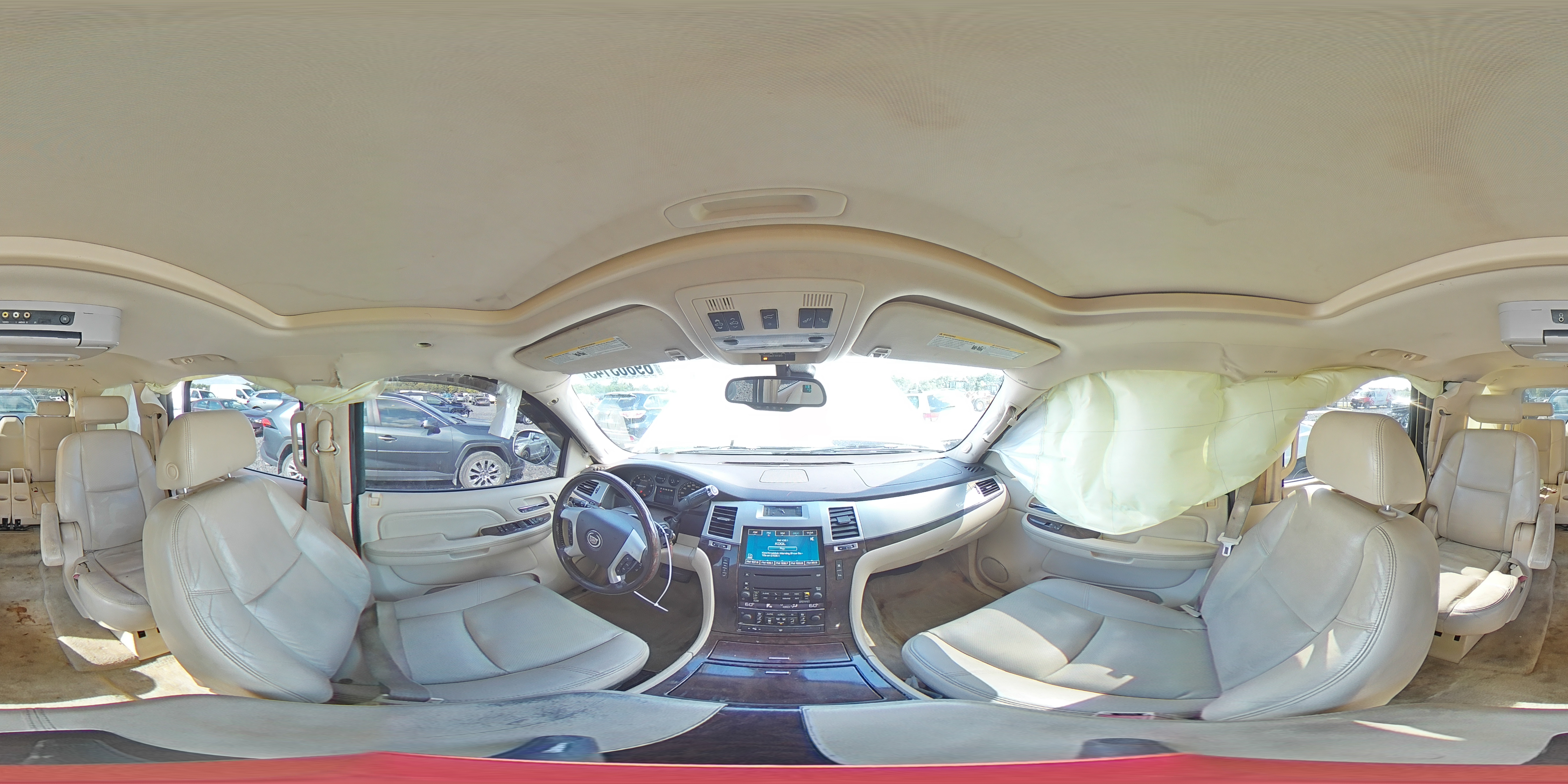 2007 Cadillac Escalade Luxury VIN: 1GYFK63817R167704 Lot: 69863145