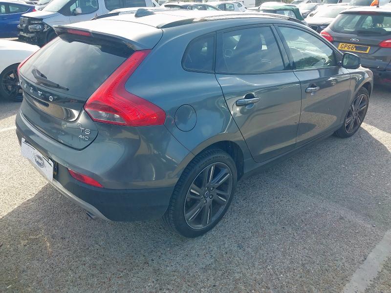 2013 VOLVO V40 CROSCOUN-Y LUXNAV AWD 