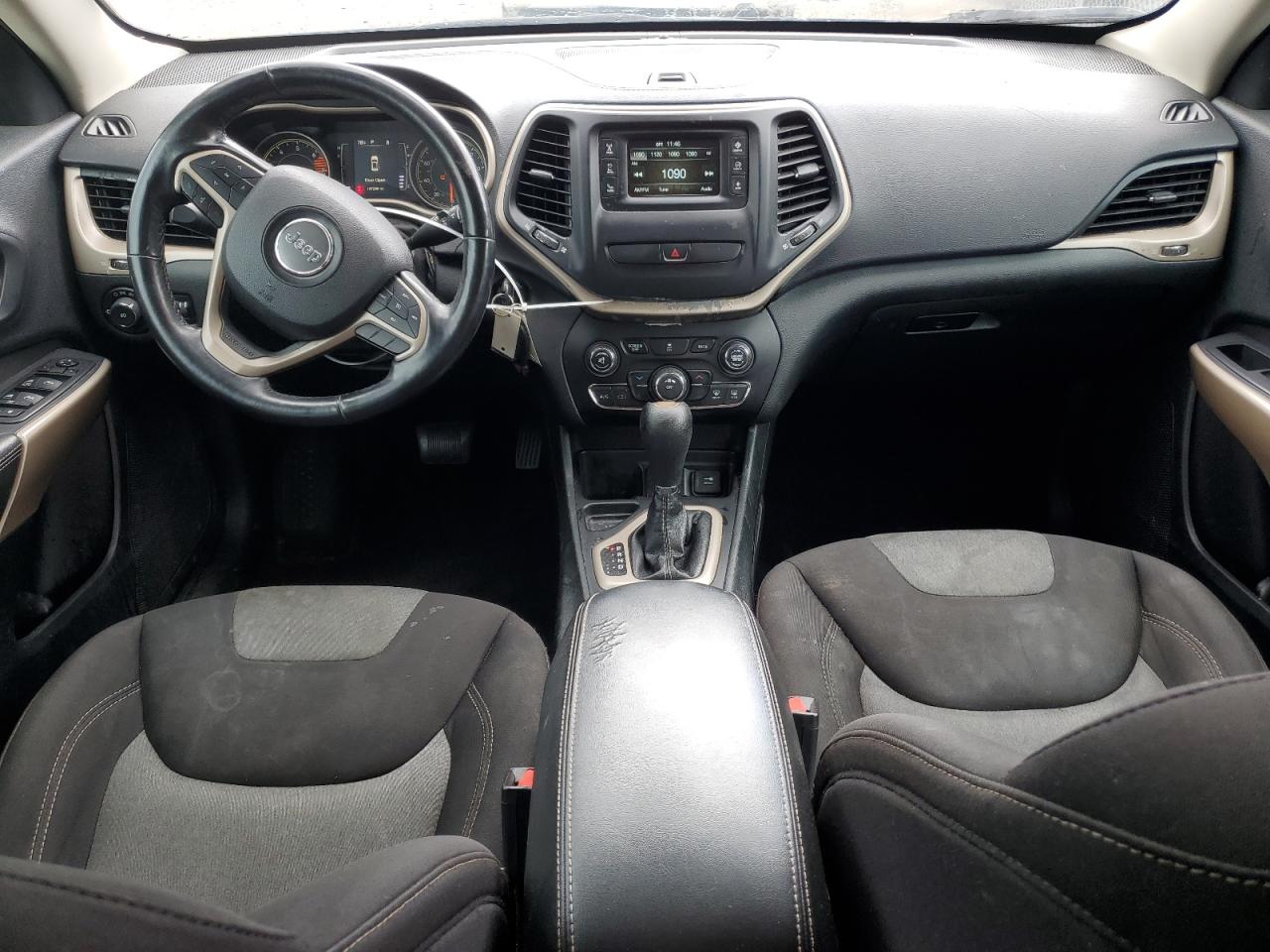 2018 Jeep Cherokee Latitude VIN: 1C4PJLCB5JD615891 Lot: 70217615