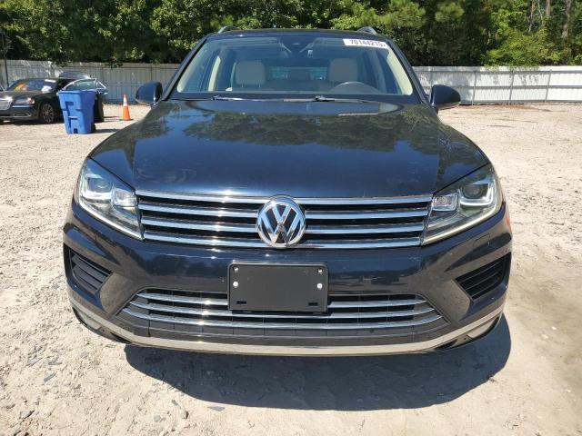 Паркетники VOLKSWAGEN TOUAREG 2016 Серый