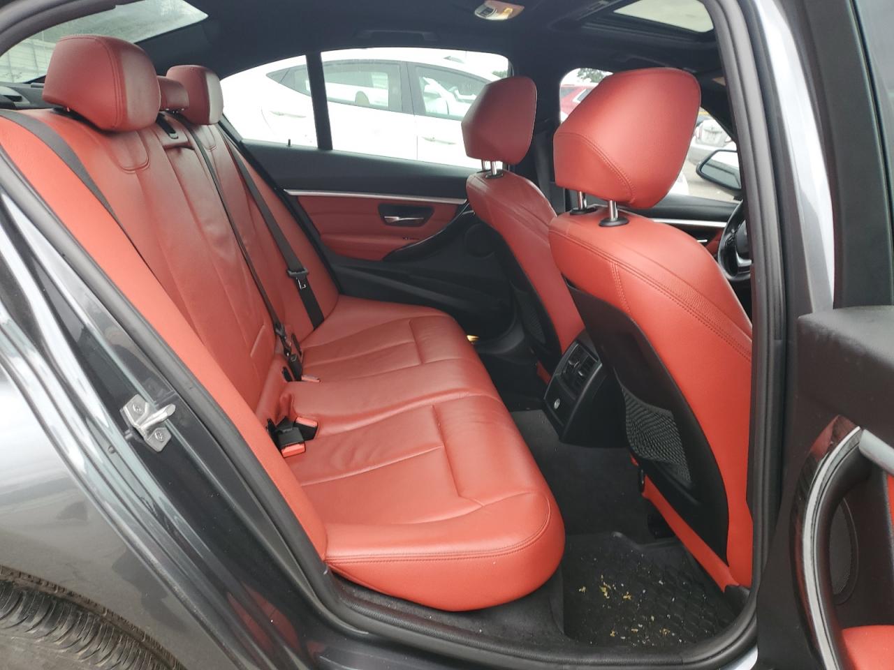 2018 BMW 330 Xi VIN: WBA8D9G53JNU72109 Lot: 69097805