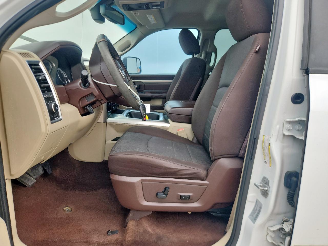 2016 Ram 1500 Slt VIN: 3C6RR6LT9GG388140 Lot: 71006245