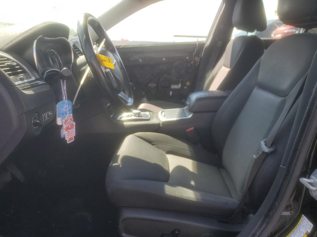 2020 Chrysler 300 Touring VIN: 2C3CCAAG2LH202929 Lot: 70671555