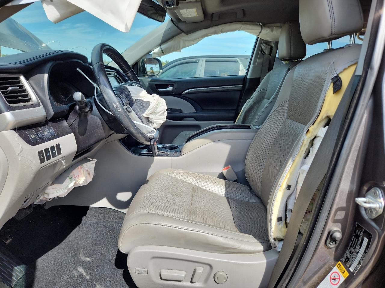 2017 Toyota Highlander Limited VIN: 5TDYZRFH7HS208380 Lot: 70395435