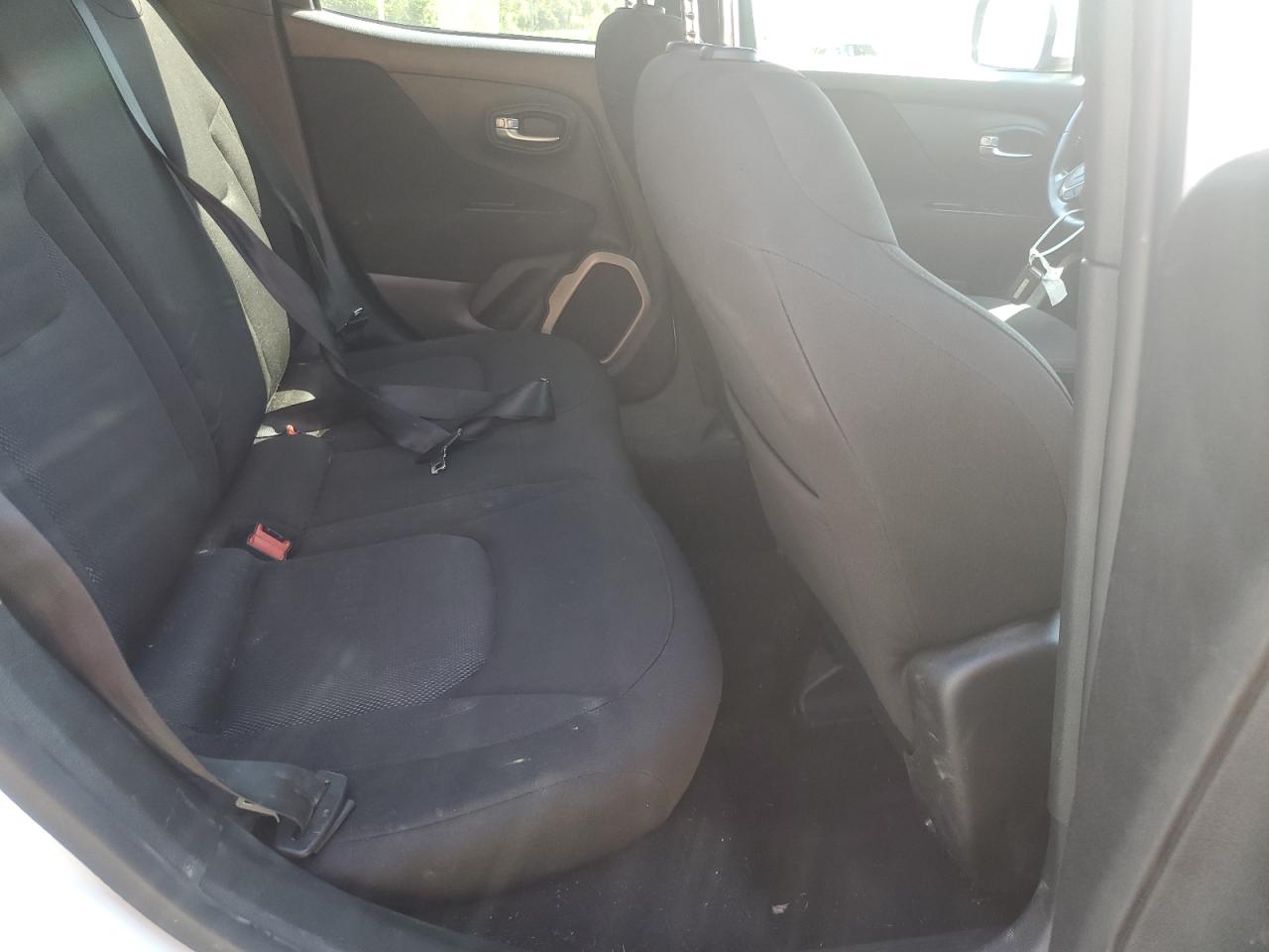 2017 Jeep Renegade Latitude VIN: ZACCJBBBXHPG56586 Lot: 69403005