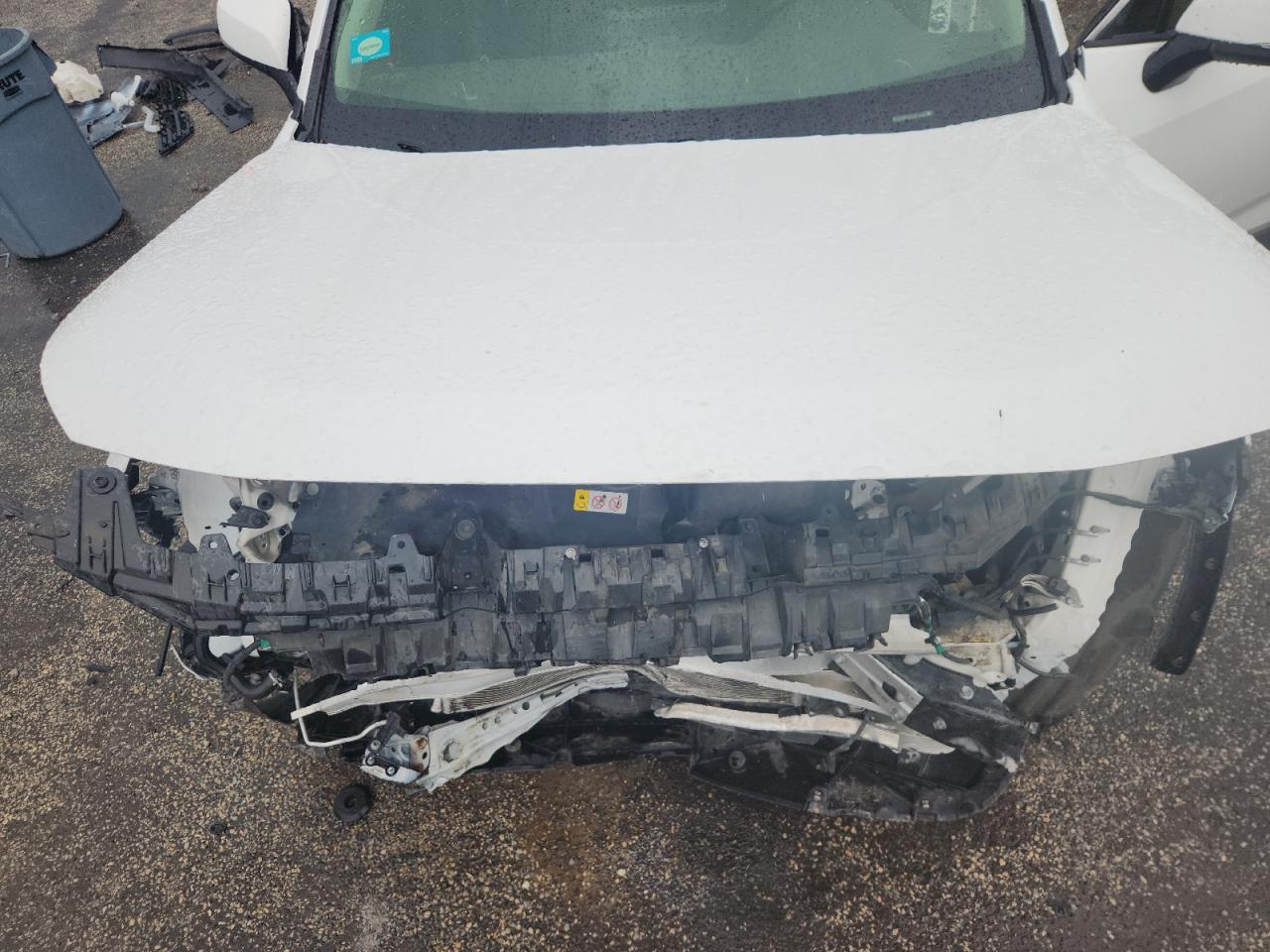 2020 Toyota Rav4 Xle VIN: JTMRWRFV2LD061036 Lot: 70494335