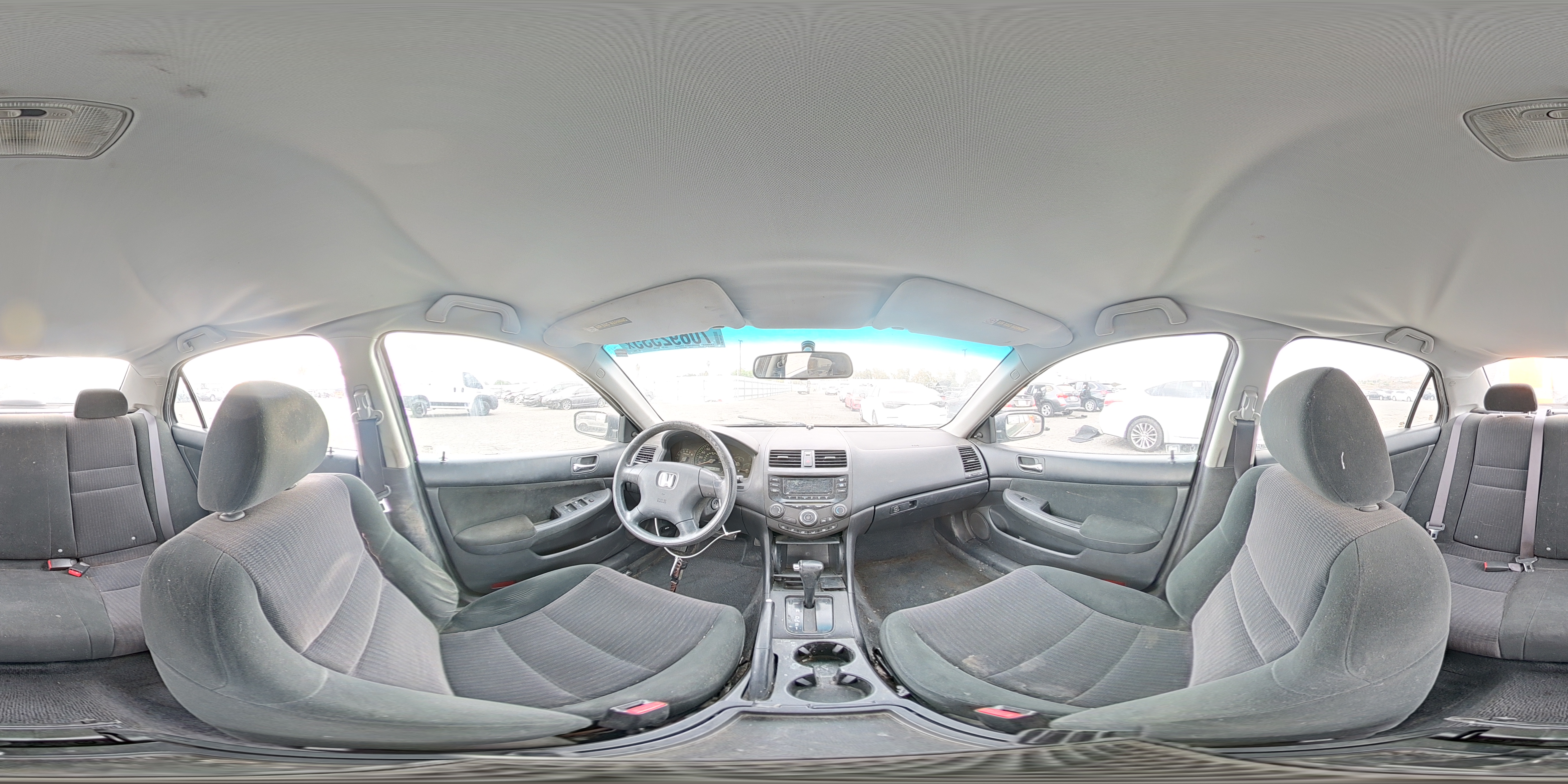 2005 Honda Accord Dx VIN: 1HGCM56165A111833 Lot: 70692535