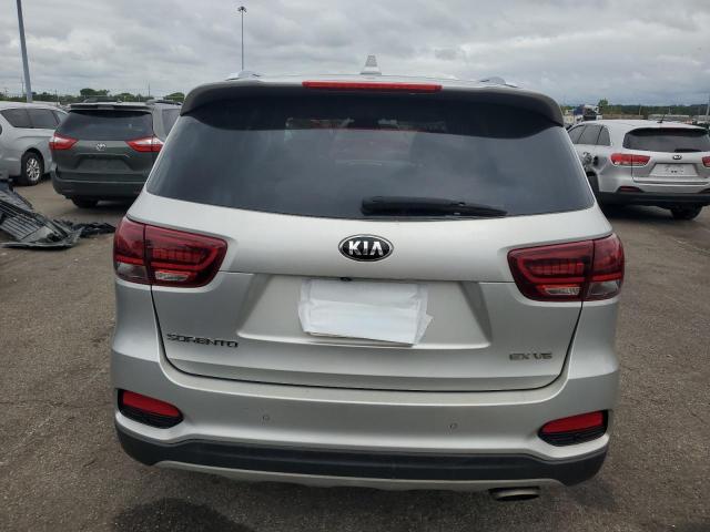  KIA SORENTO 2019 Srebrny