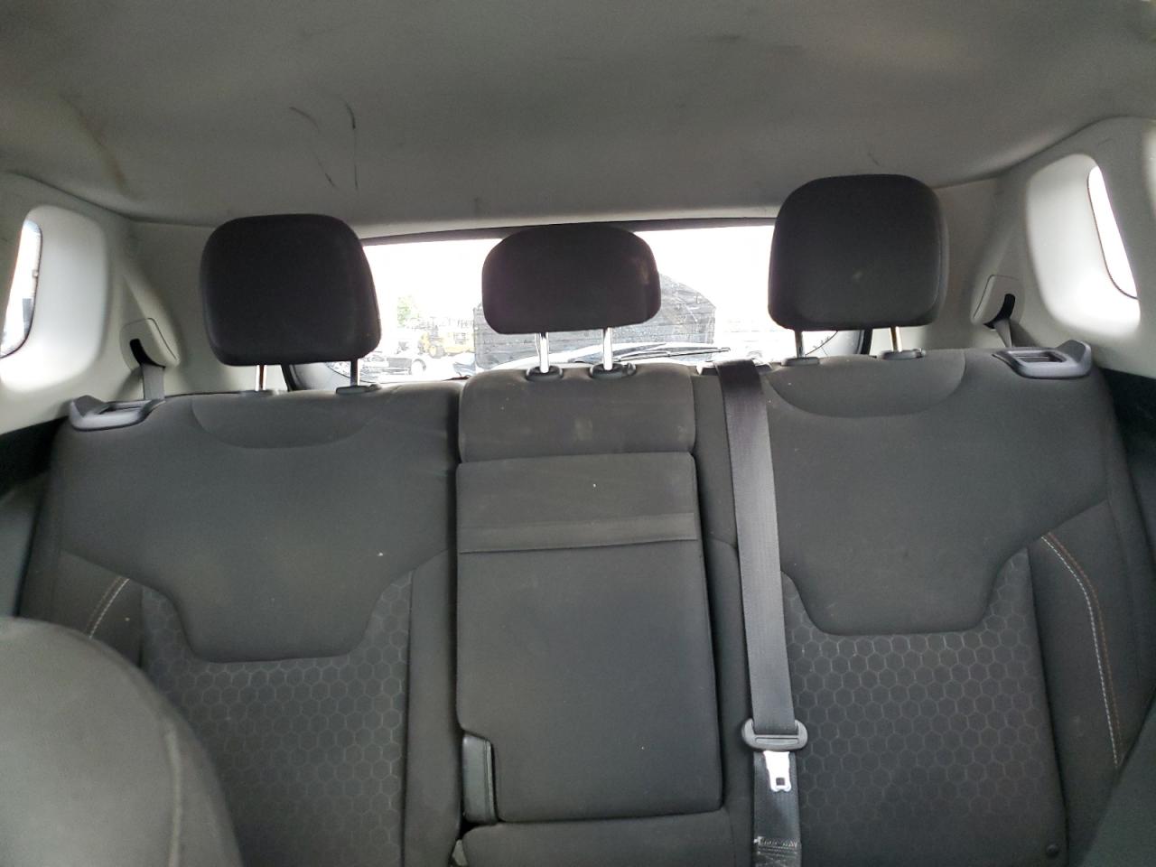 2018 Jeep Compass Sport VIN: 3C4NJCAB8JT303682 Lot: 69050695