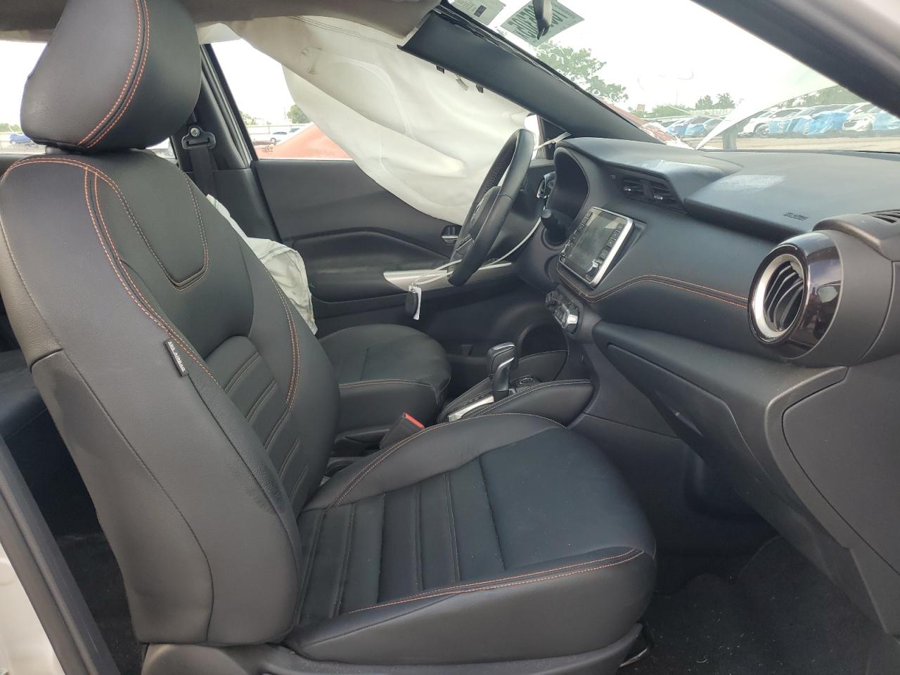 3N1CP5CU4KL526399 2019 Nissan Kicks S