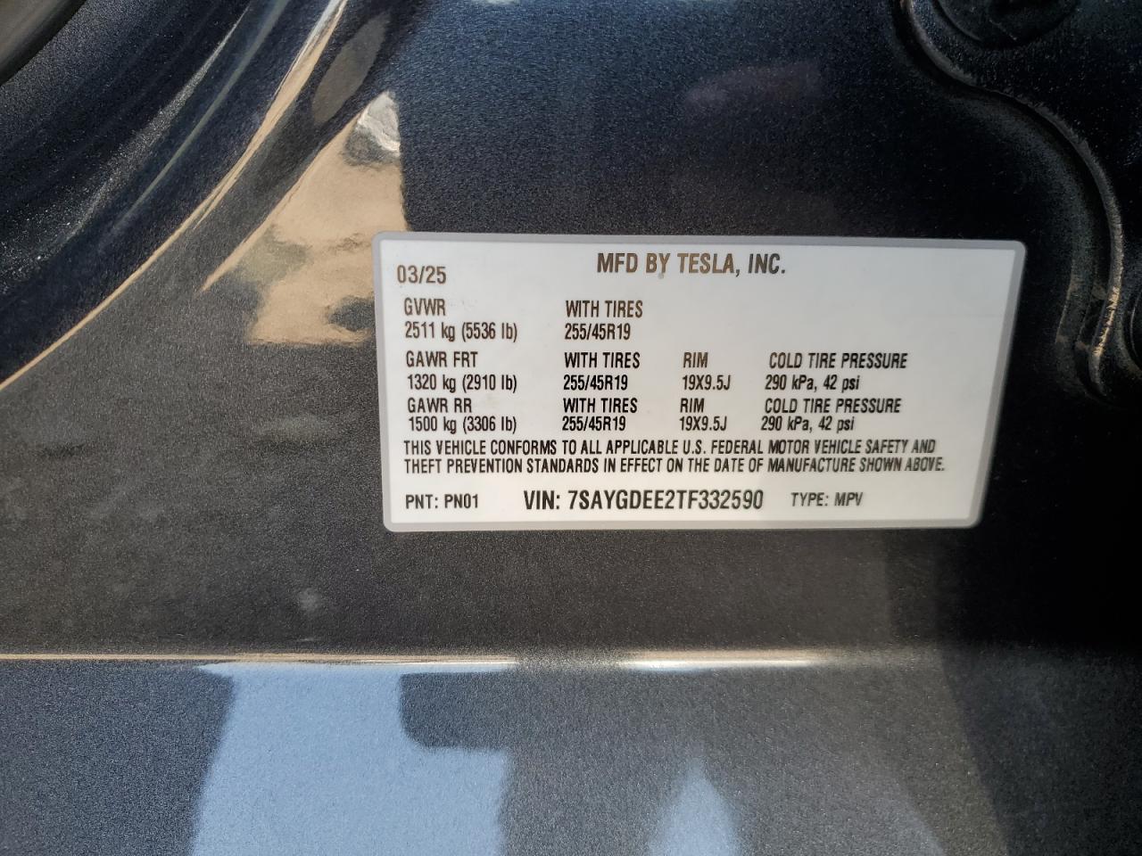 2026 Tesla Model Y VIN: 7SAYGDEE2TF332590 Lot: 67914265