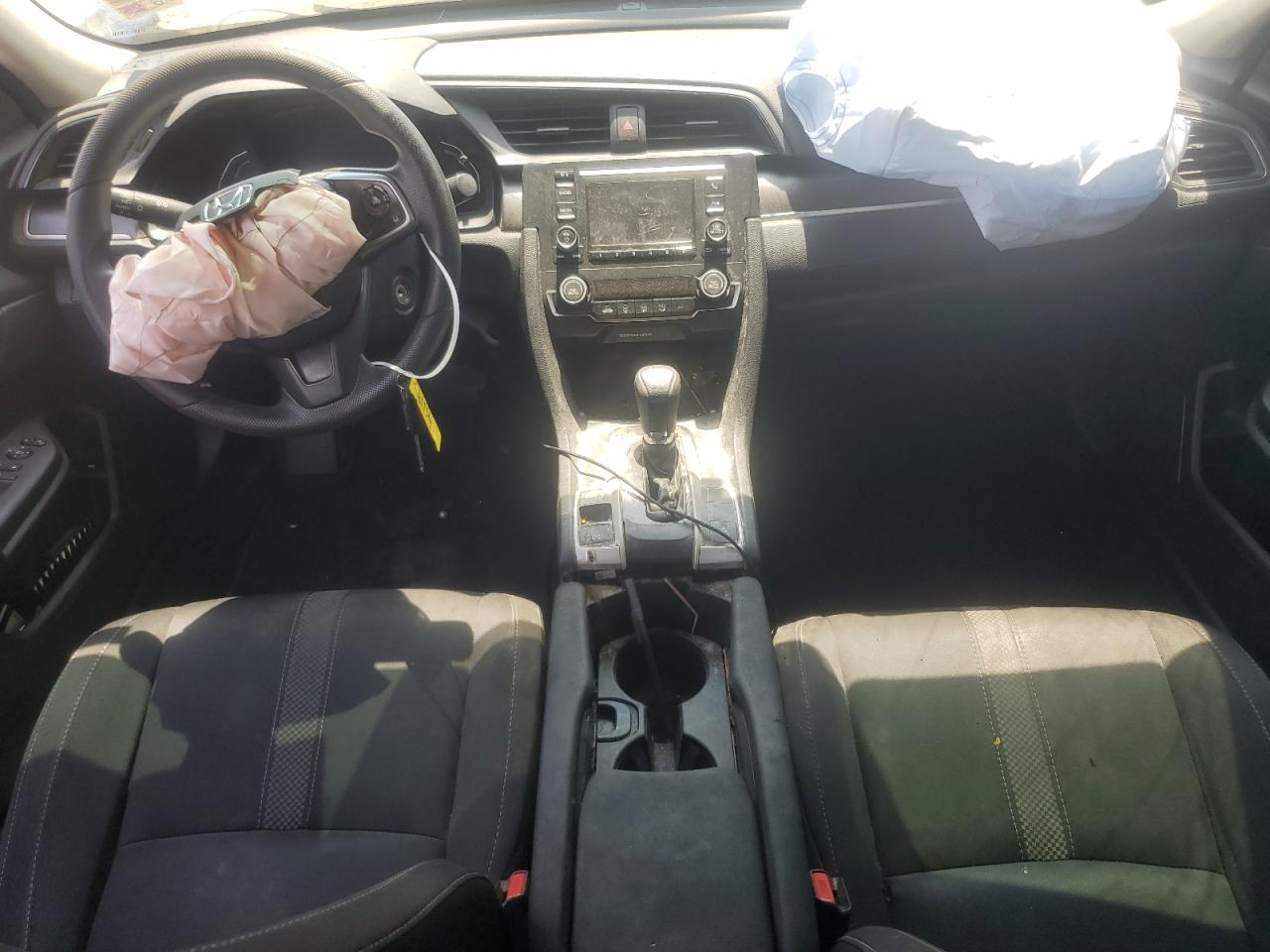 2020 Honda Civic Lx VIN: 19XFC2F61LE013697 Lot: 70647145