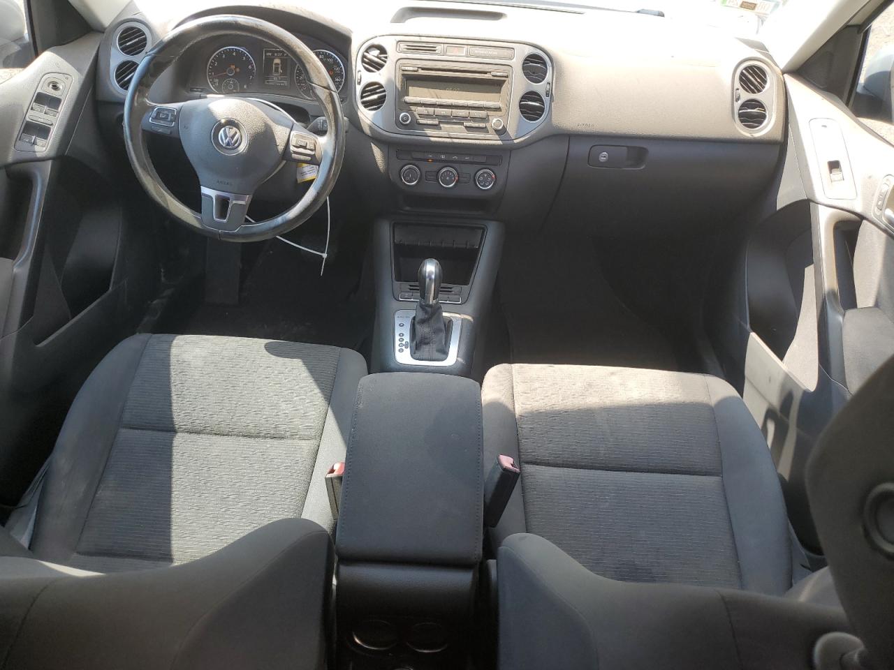 2014 Volkswagen Tiguan S VIN: WVGBV3AX4EW614704 Lot: 68713655