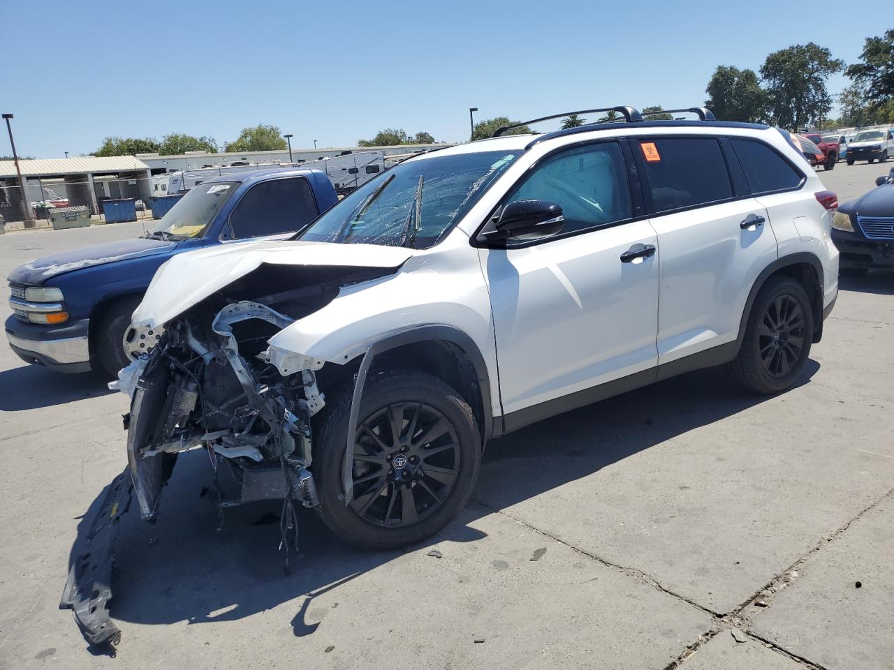 2019 Toyota Highlander Se white null gas 5TDJZRFH9KS978427 photo #1