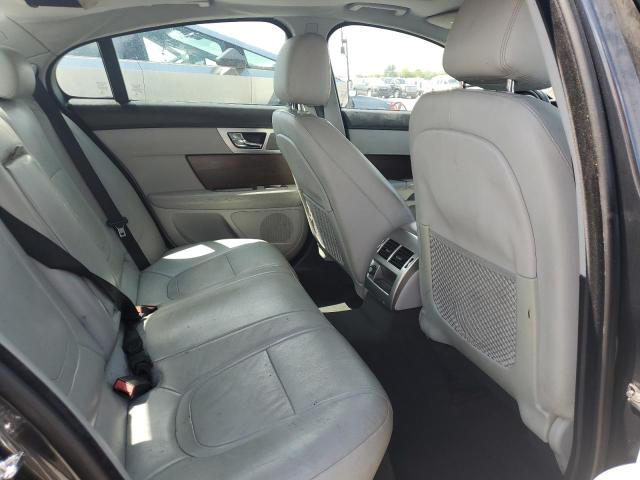 2014 JAGUAR XF   