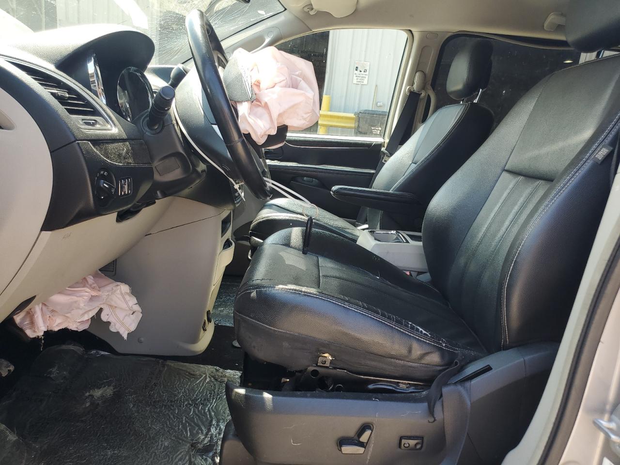 2014 Chrysler Town & Country Touring VIN: 2C4RC1BG2ER271251 Lot: 69878325