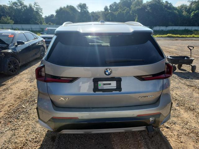  BMW X1 2024 Srebrny