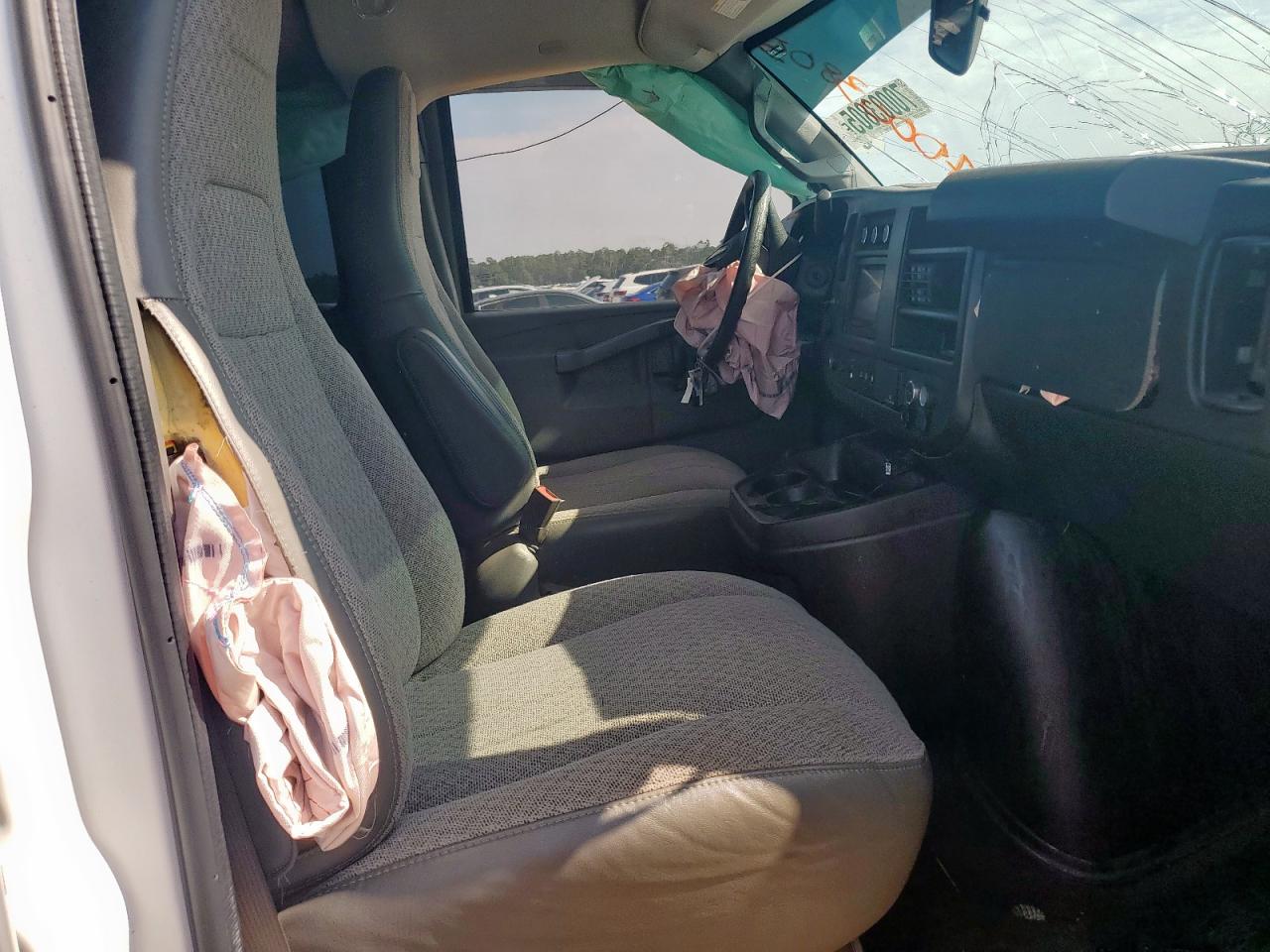 2017 Chevrolet Express G3500 Lt VIN: 1GAZGMFG9H1223053 Lot: 70003805