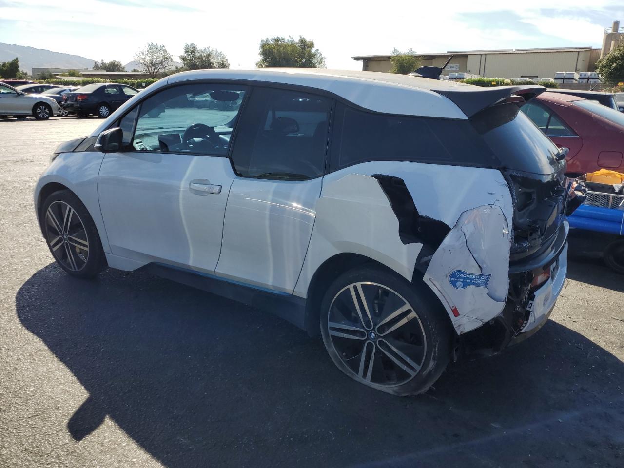 Фото: WBY1Z8C35HV893598