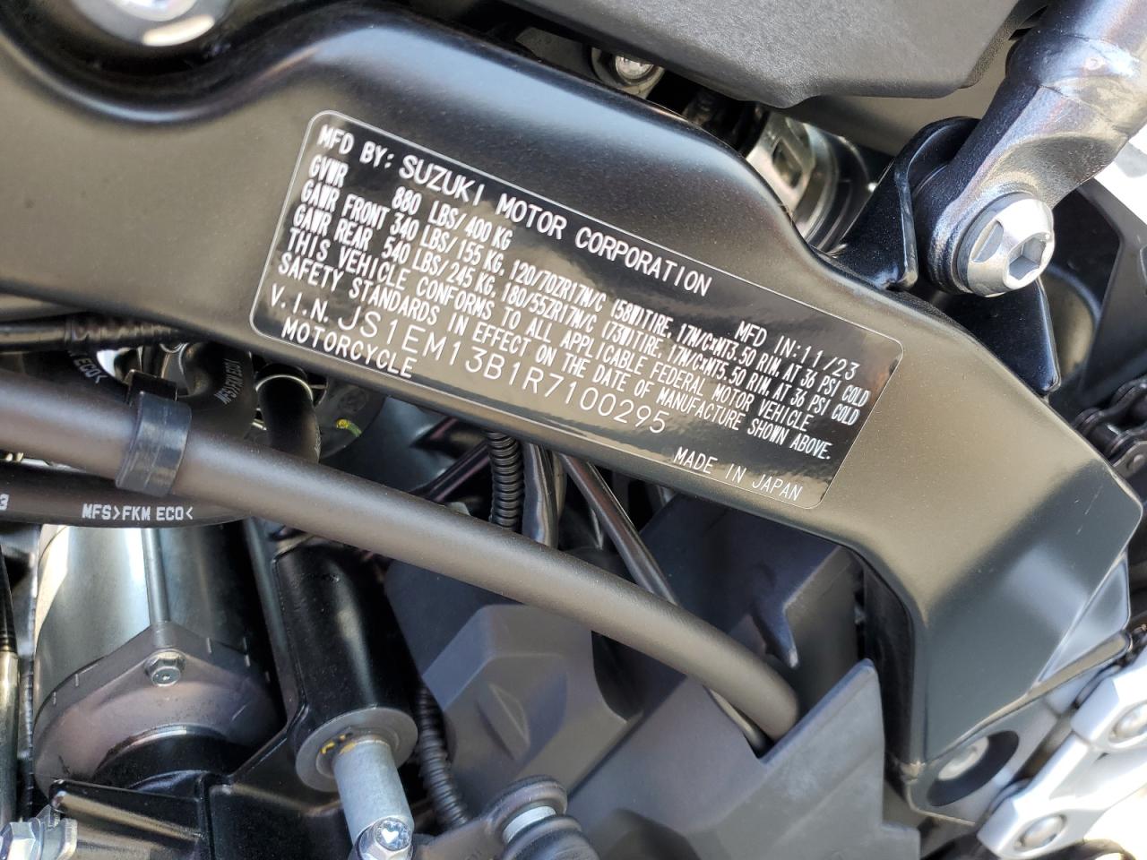 2024 Suzuki Gsx800 F VIN: JS1EM13B1R7100295 Lot: 66946235