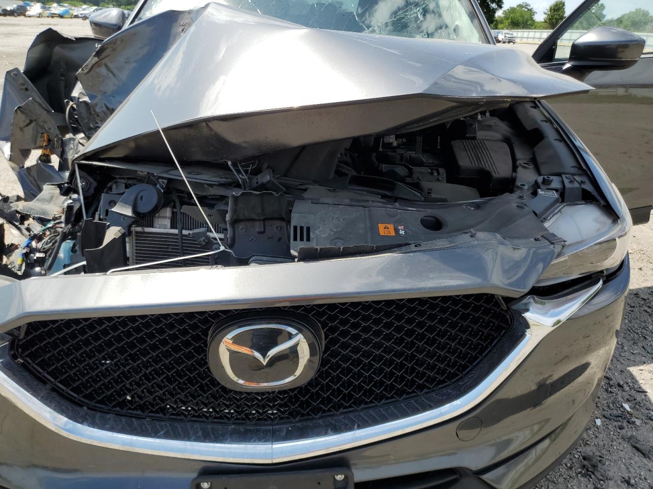 2017 Mazda Cx-5 Grand Touring VIN: JM3KFBDL3H0127948 Lot: 68191005