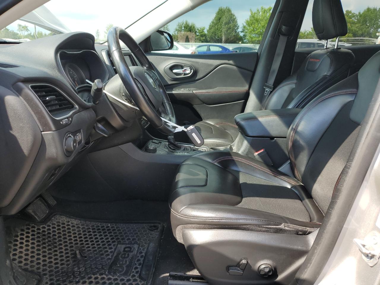 2019 Jeep Cherokee Trailhawk VIN: 1C4PJMBX5KD460053 Lot: 70031985