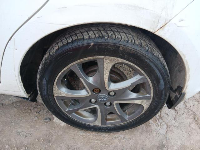 2013 TOYOTA YARIS TREN