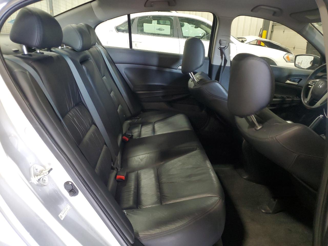 2012 Honda Accord Se VIN: 1HGCP2F68CA227615 Lot: 70445875