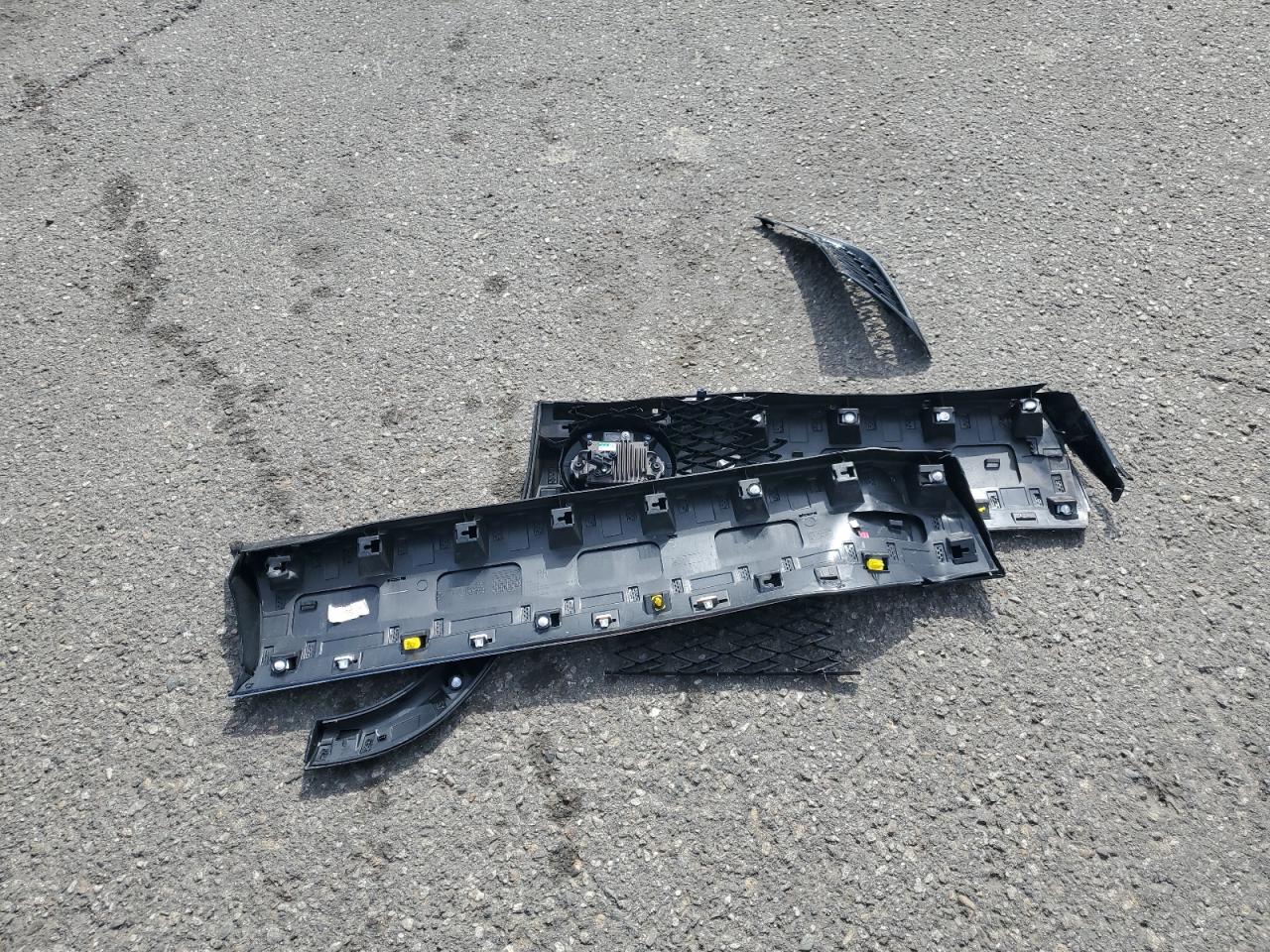 2023 GMC Acadia Denali VIN: 1GKKNPLS8PZ183688 Lot: 70045965