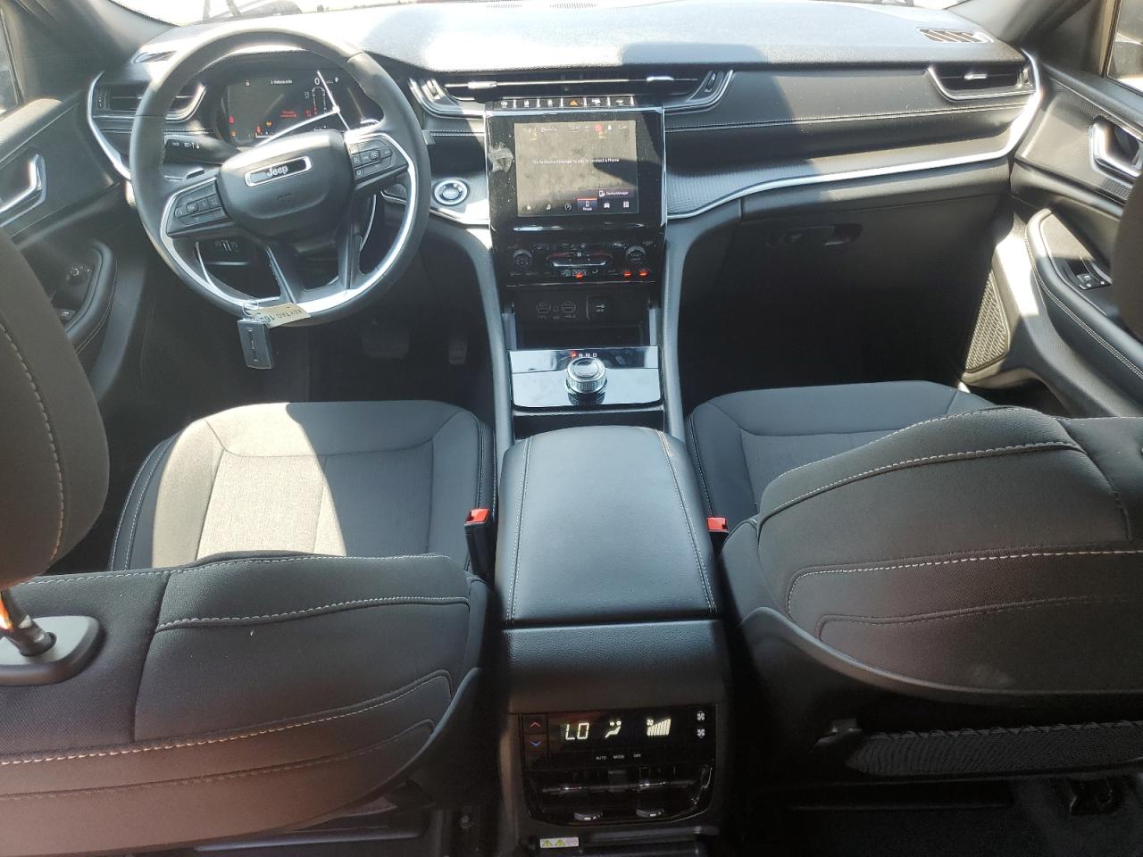 2025 Jeep Grand Cherokee L Laredo VIN: 1C4RJJAG7S8647151 Lot: 70148775