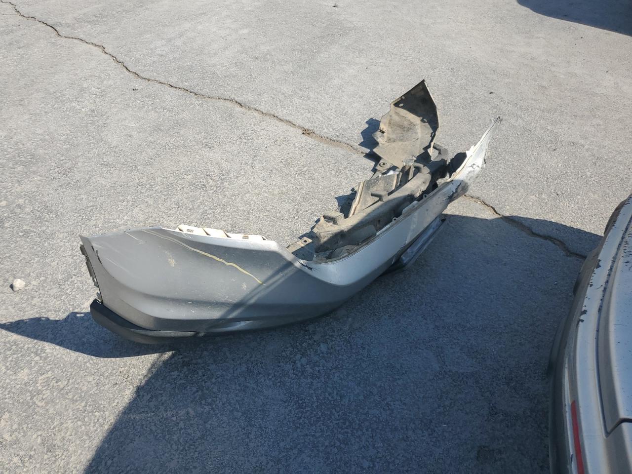 2011 Honda Cr-V Lx VIN: 3CZRE3H36BG700008 Lot: 69786265