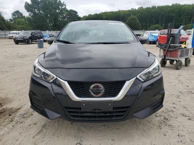  NISSAN VERSA 2021 Czarny