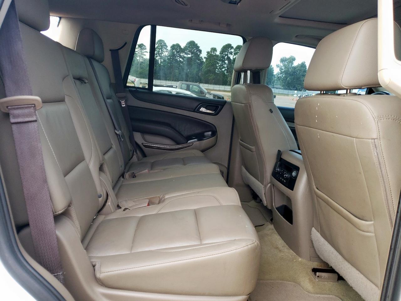 2017 Chevrolet Tahoe C1500 Lt VIN: 1GNSCBKC1HR318114 Lot: 69377665