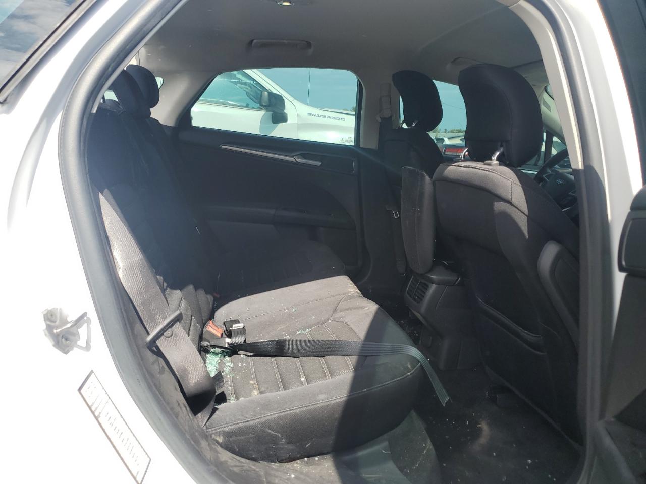 2014 Ford Fusion Se VIN: 3FA6P0H74ER261815 Lot: 70883635