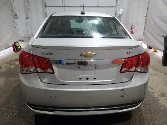  CHEVROLET CRUZE 2015 Srebrny