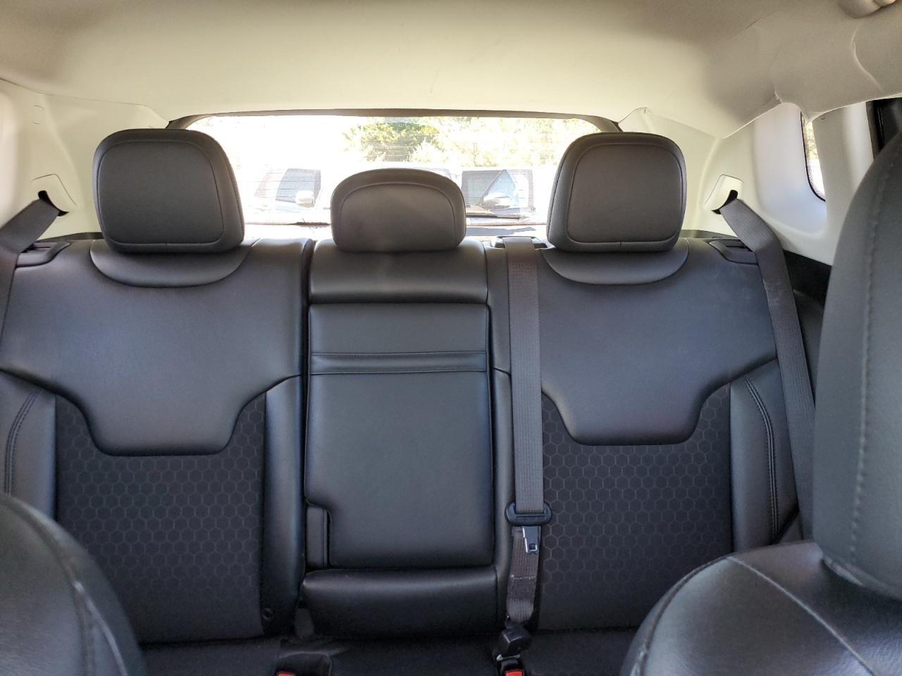 2019 Jeep Compass Latitude VIN: 3C4NJDBB2KT812656 Lot: 70365505