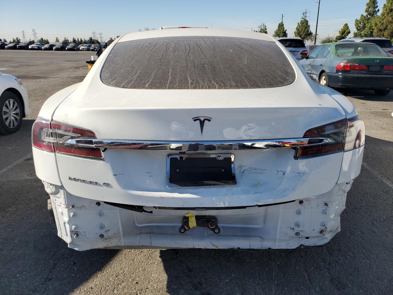 2016 Tesla Model S VIN: 5YJSA1E1XGF138895 Lot: 69698165