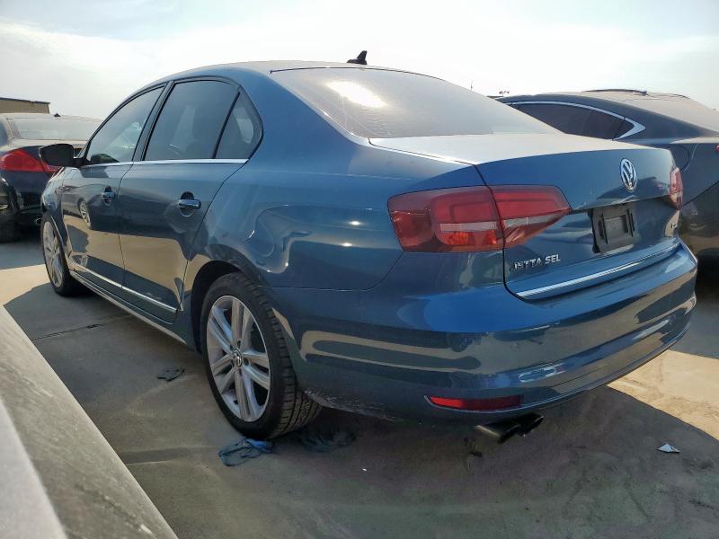  VOLKSWAGEN JETTA 2017 Синий