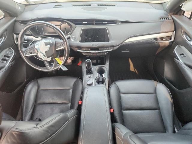  CADILLAC XT4 2020 Srebrny