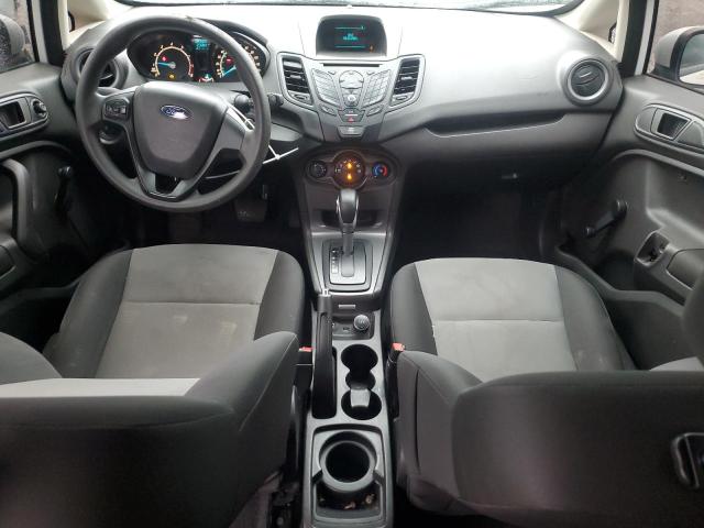  FORD FIESTA 2016 Белы